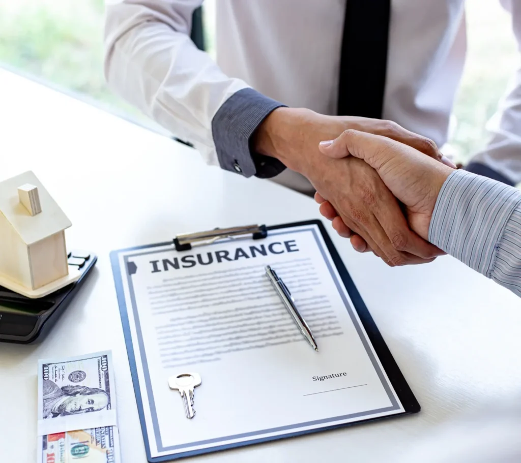 Understanding home insurance coverage as an important tip for first time home buyers