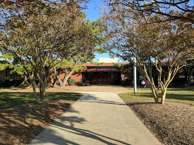 White Oaks Elementary School