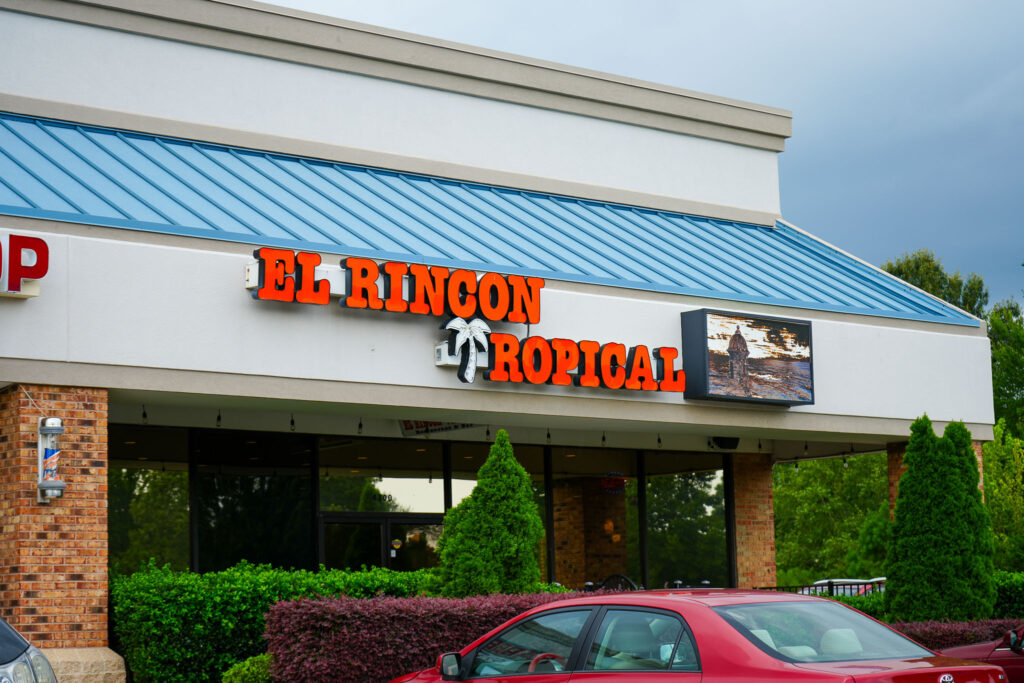 El Rincón Tropical, Near Timberlake, Virginia Beach