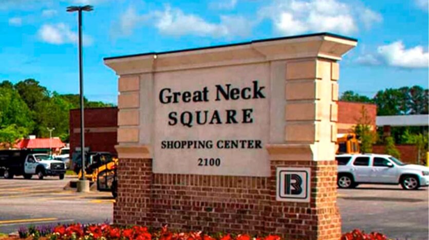 Great Neck Square shopping in great neck virginia beach