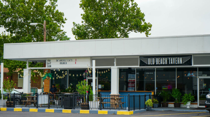 Old Beach Tavern Virginia Beach near lynnhaven