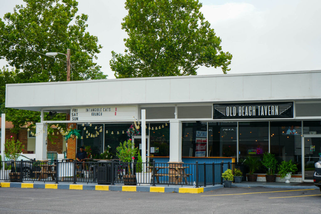 Old Beach Tavern Virginia Beach near lynnhaven