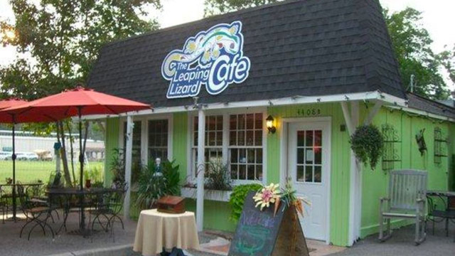 Leaping Lizard Cafe, Virginia Beach Near Chics Beach